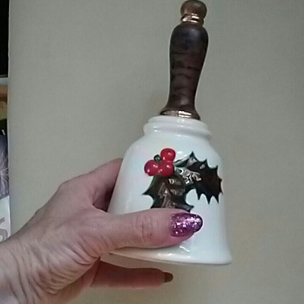 BELL DECOR - Picture 4 of 4